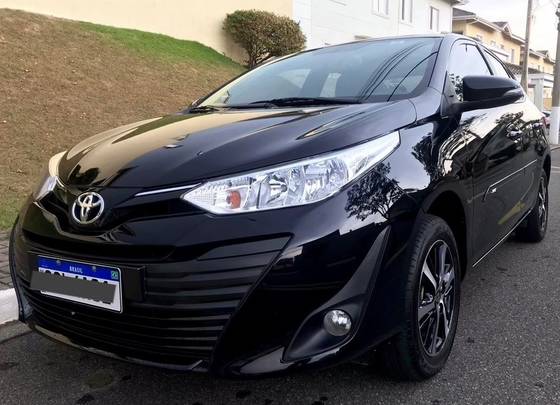 TOYOTA YARIS 1.5 16V FLEX SEDAN XS MULTIDRIVE TOYOTA YARIS 1.5 16V FLEX SEDAN XS MULTIDRIVE